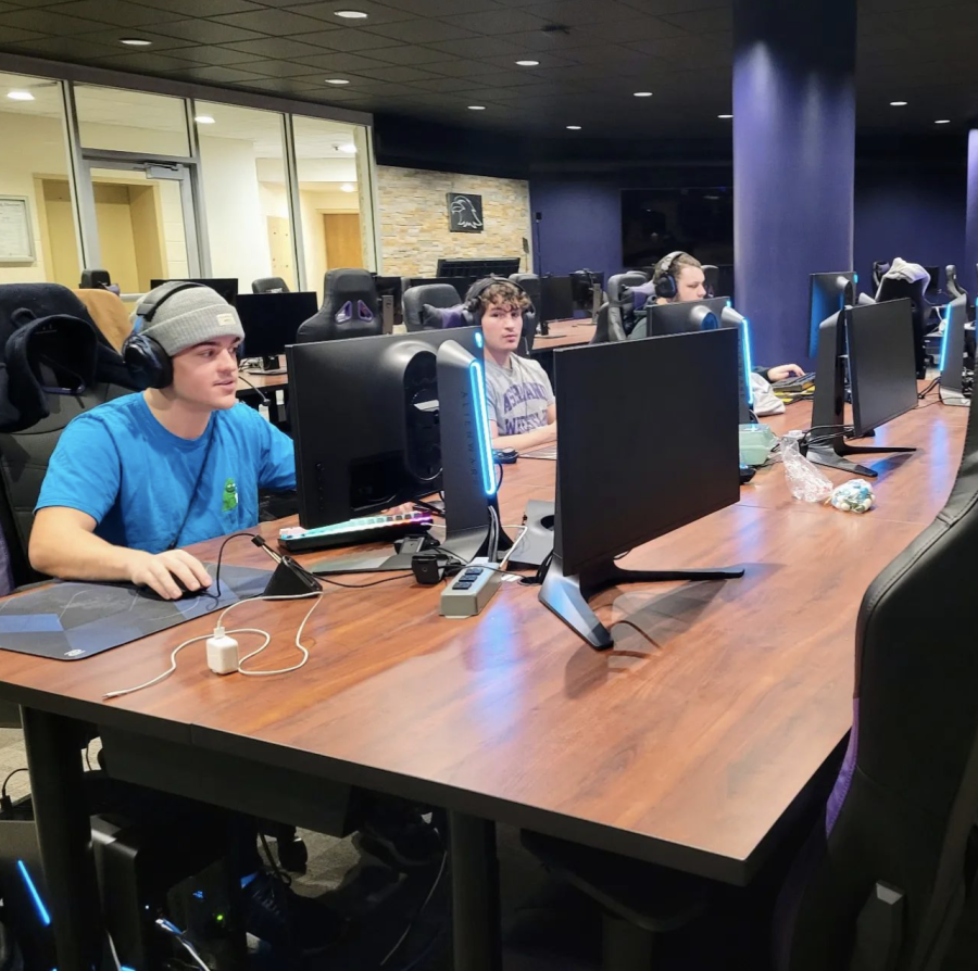 The Eagle eSports teams gear up to start their season as January closes out.