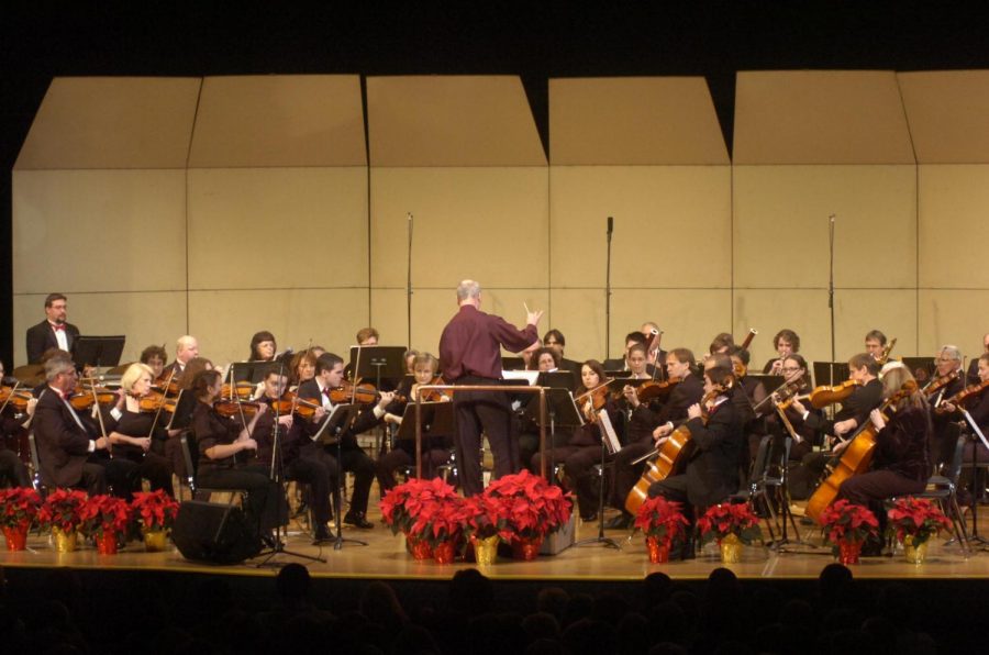 The 2017 Ashland Symphony Orchestra presenting the Holiday Pops in the The Robert M. and Janet L. Archer Auditorium.