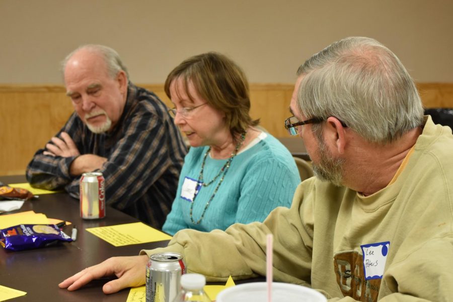 Citizens discuss in small groups what they think is lacking in Ashland.