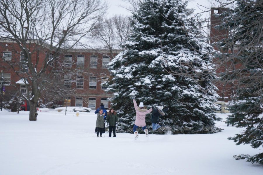 Ashland University students braved the cold over the MLK holiday weekend to play in the snow that fell on campus. Whether building a snowman, having a snowball fight or taking fun photos, opportunities for winter wonder are everywhere.