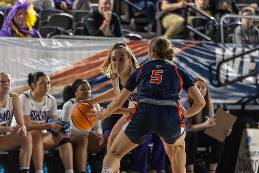 Eagle Maddie Maloney dribbles the ball against UT Tyler in the Elite Eight.