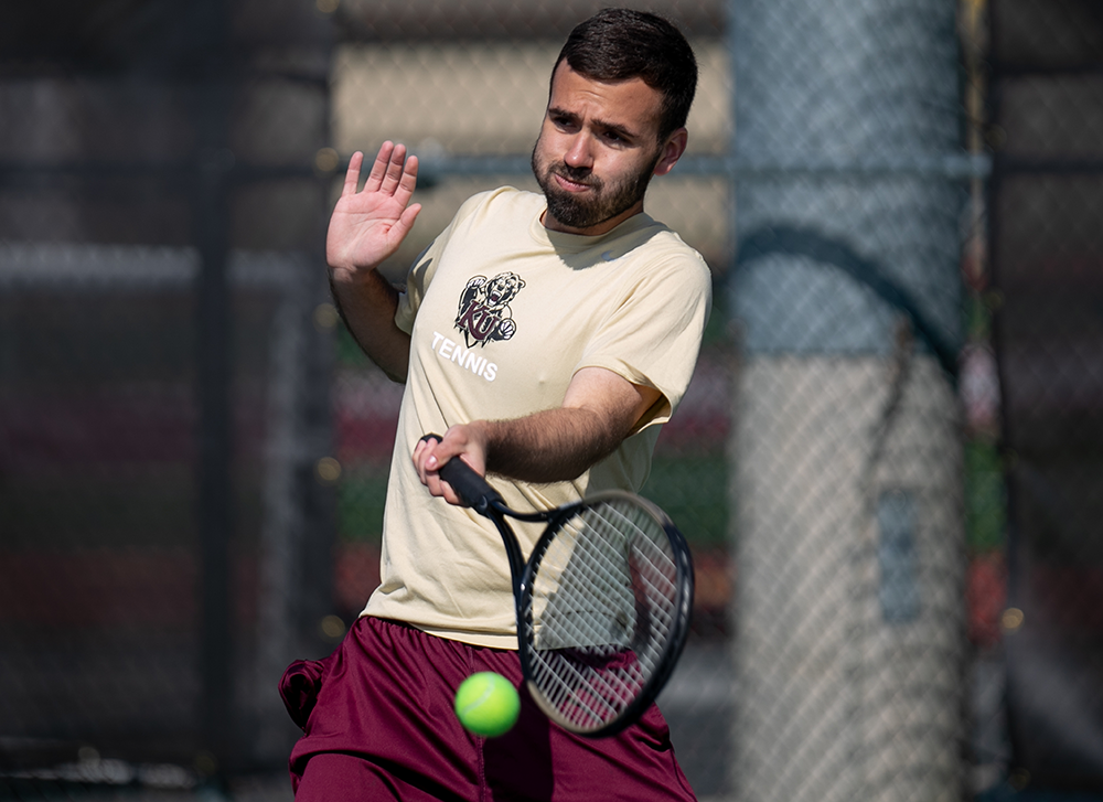 Gibson+plays+in+an+outing+for+Kutztown+University+during+his+college+career.