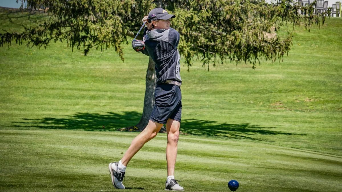 AU men's golfer Matthew McCullen playing for the Eagles.