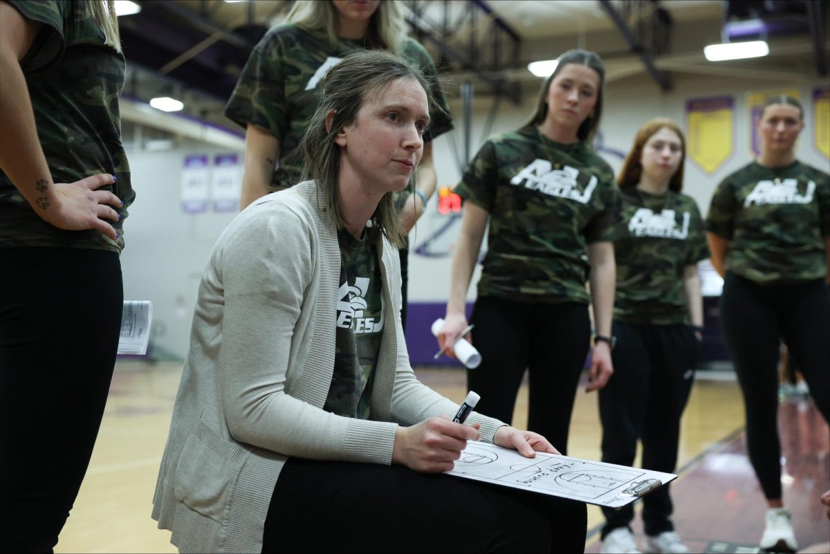 Head women’s basketball coach Kari Pickens