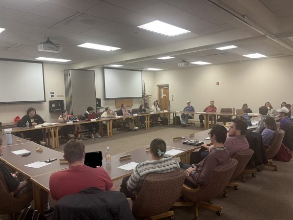 Student Senate members address important campus topics at latest meeting 