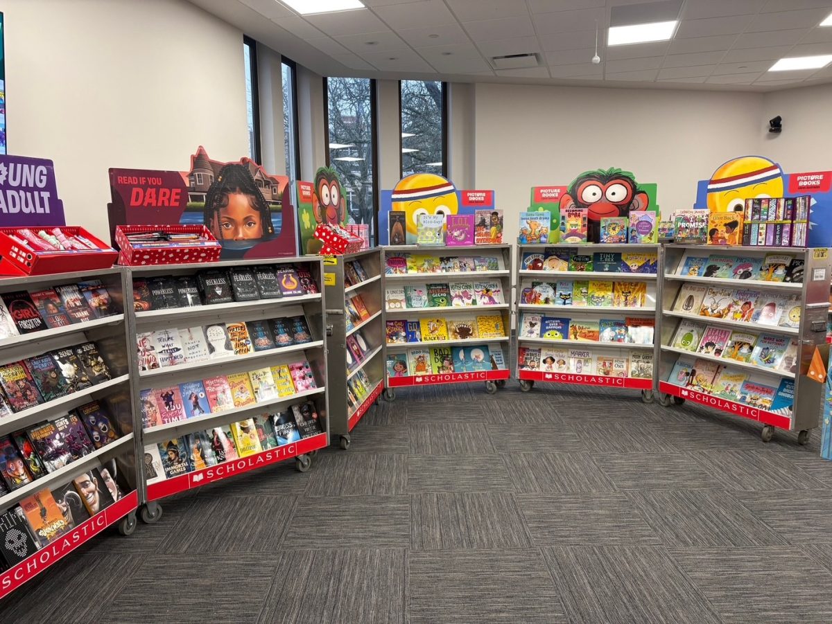 AU’s Archer Library hosts Scholastic Book Fair